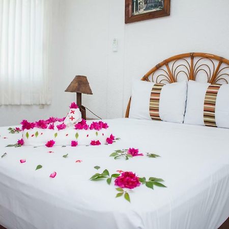 Villa Lupita Сиуатанехо Екстериор снимка